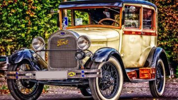 Wielkie otwarcie wystawy motoryzacyjnej „Historia kołem się toczy”