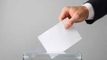 Rozstrzygnięcie wyborów w dawnych województwach jeleniogórskim i legnickim