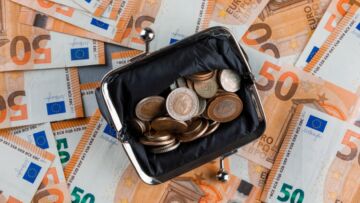 Wypłata zasiłków dla ofiar powodzi w Jeleniej Górze: jak dotąd wydano 23 miliony złotych