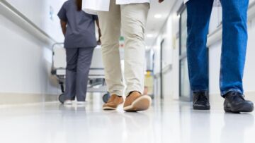 Nowa infolinia „Helpline” dla chorych na Alzheimera i ich opiekunów