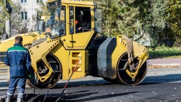 Zimowe utrzymanie dróg w Mysłakowicach: co nas czeka w sezonie 2025/2026?