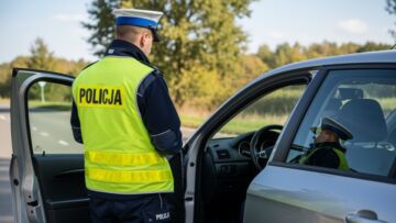 Jesień na drogach: zwiększona ostrożność to klucz do bezpieczeństwa!