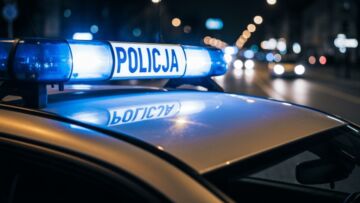 Złodziej wykorzystał chwilę nieuwagi 90-latka w sklepie